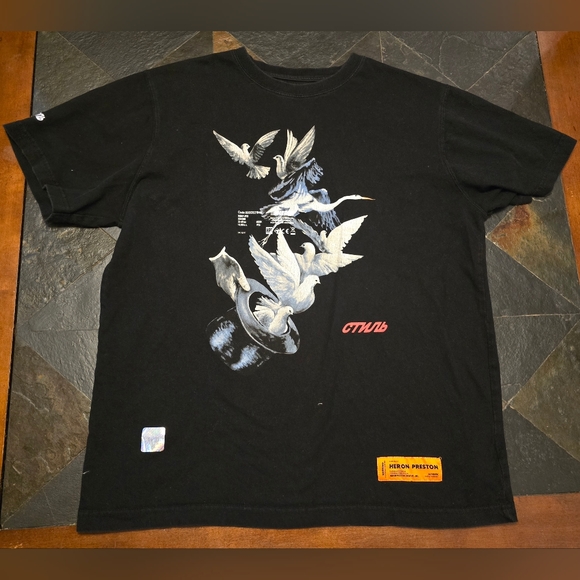 Heron Preston Magic Hat shirt